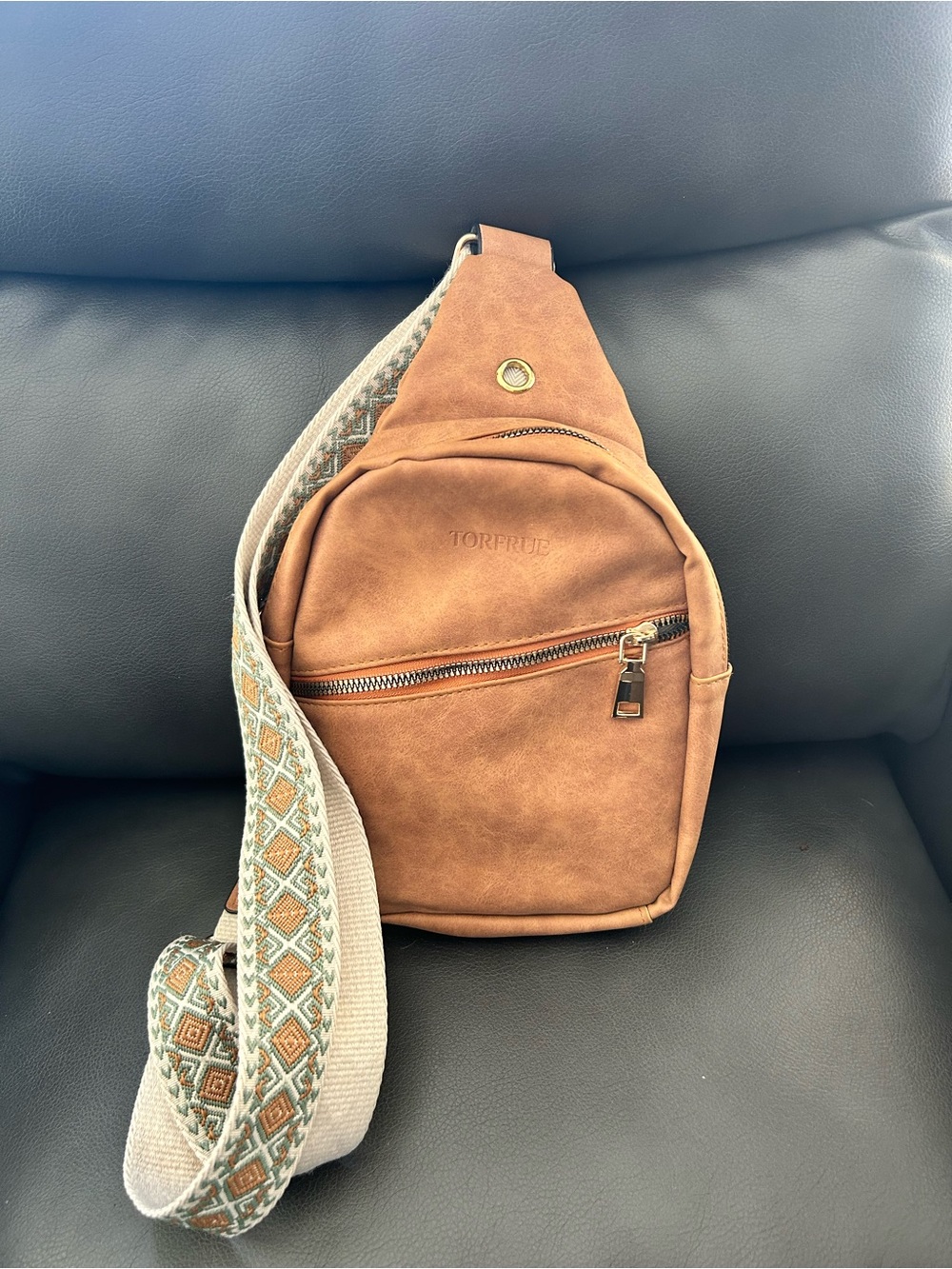 Tan Faux Leather Sling Bag Torfrue